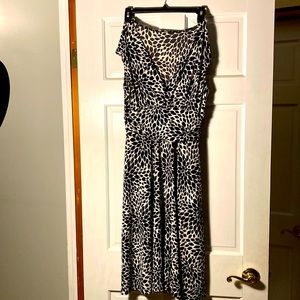 G.H. Bass dress size 6